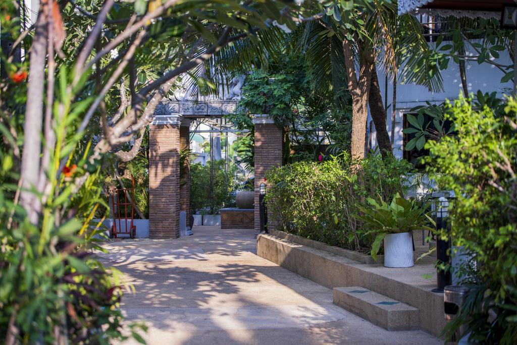 Asena Karon Resort Exterior foto