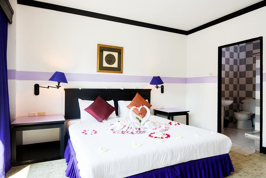 Asena Karon Resort Exterior foto